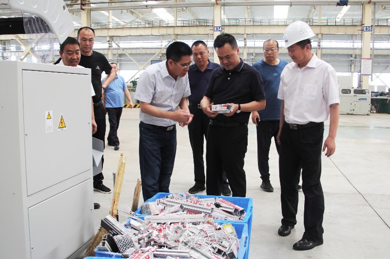 201907261564108696125919.jpg 調(diào)研園區(qū)及車間 (10).jpg