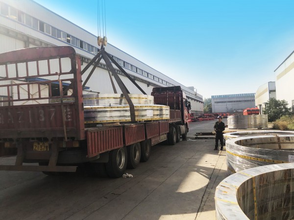 新能源公司河南新鄉(xiāng)風(fēng)電塔筒制造基地正式投產(chǎn)