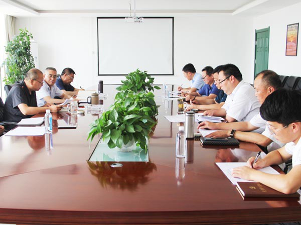 新能源公司黨支部召開支委(擴(kuò)大)會議 學(xué)習(xí)傳達(dá)裝備公司黨委黨建工作會議精神 新能源公司黨支部召開支委(擴(kuò)大)會議 學(xué)習(xí)傳達(dá)裝備公司黨委黨建工作會議精神