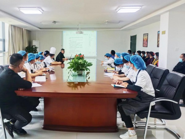 安全教育落實(shí)處  安全教育記心中        ——新能源公司組織開展安全教育培訓(xùn)