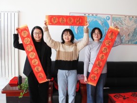 “提筆繪福，情滿萬(wàn)家” ——新能源公司開(kāi)展“送萬(wàn)福、進(jìn)萬(wàn)家”活動(dòng)